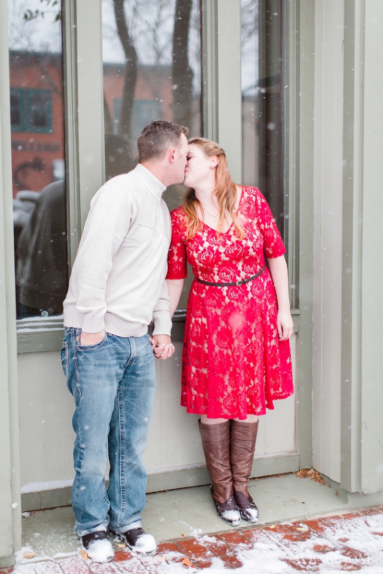 old-colorado-city-colorado-springs-engagement-photos