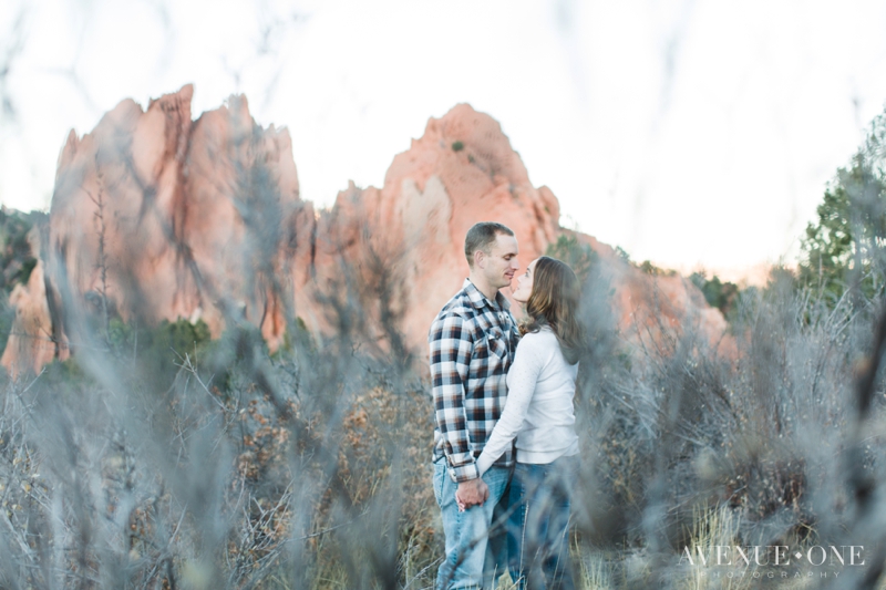 colorado-springs-garden-of-the-gods-engagement-photos