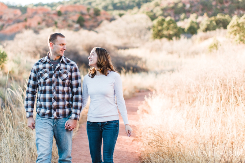 engagement-photos-garden-of-the-gods