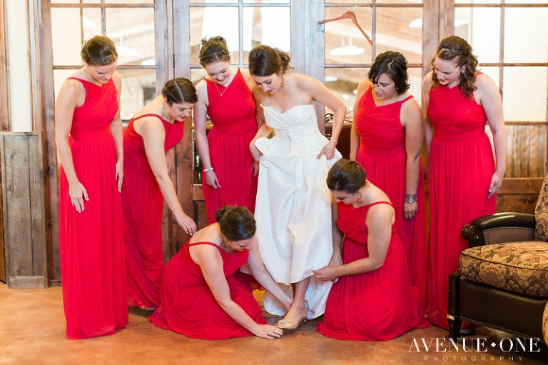 spruce-mountain-ranch-wedding-getting-ready-photos-ponderosa-room-bridal-suite-photo