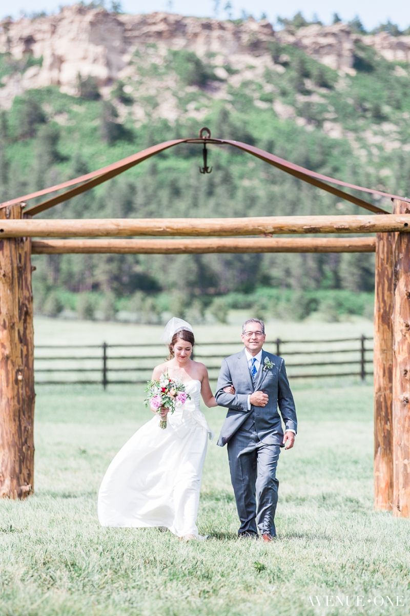 treys-vista-ceremony-spruce-mountain-ranch-colorado