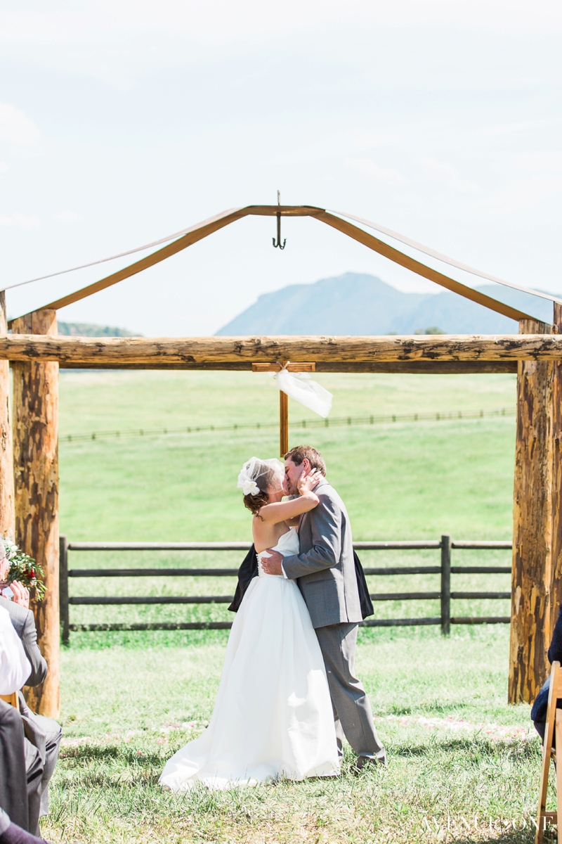 treys-vista-wedding-ceremony-spruce-mountain-ranch