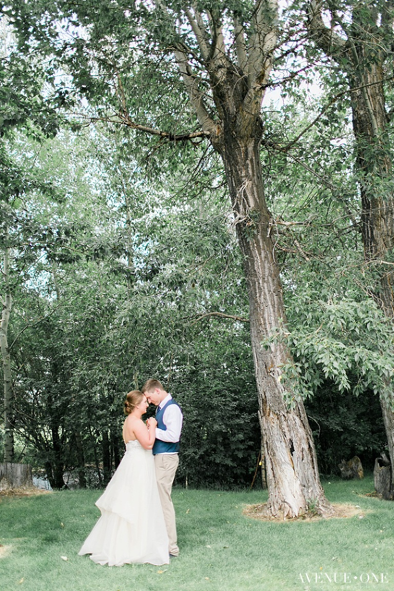 Rockin-Tj-Ranch-Bozeman-Montana-Wedding