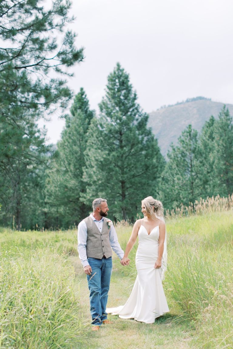 Wedding-at-white-raven-alberton-mt